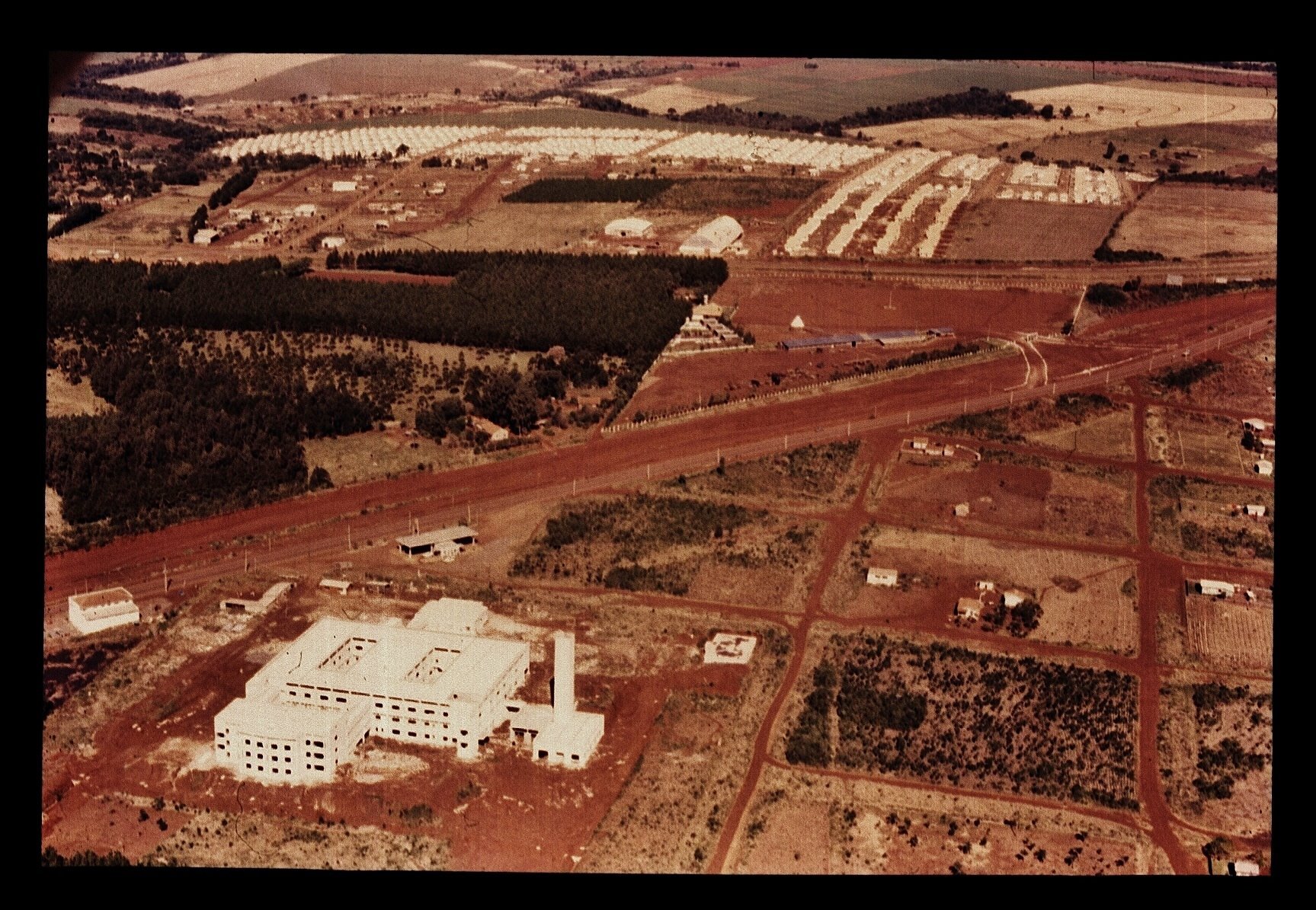 Construção do Hospital Regional de Cascavel - 1981