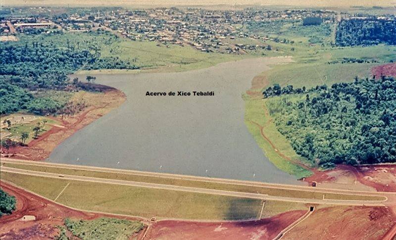 Vista aérea do Lago Municipal - 1984