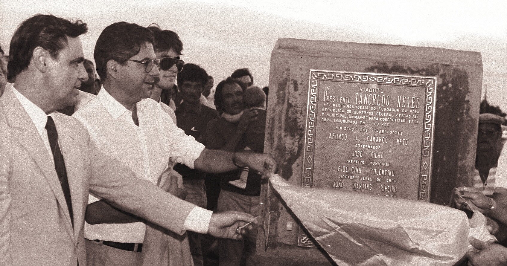 Inauguração do Viaduto da Tancredo Neves - Janeiro de 1986