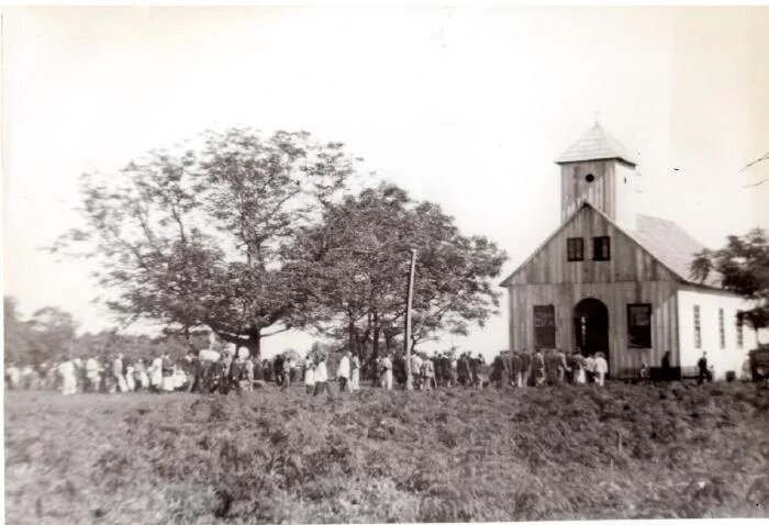 O primeiro templo religioso - Década de 1930