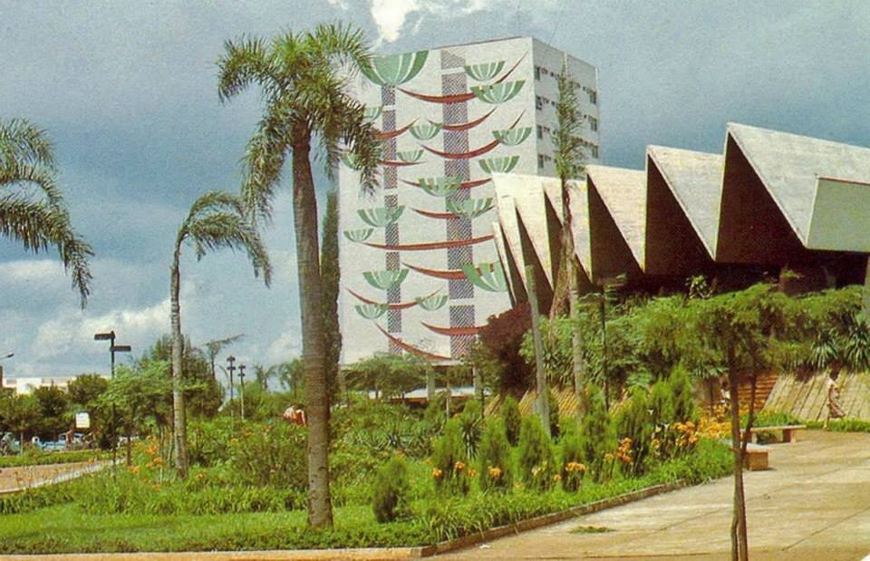 Antigo jardim do entorno da Catedral - Década de 1980